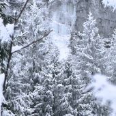 Maskovaný ľadopád.