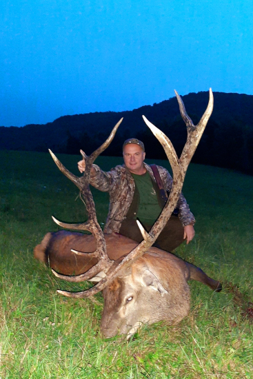 Lov jeleňa na Slovensku