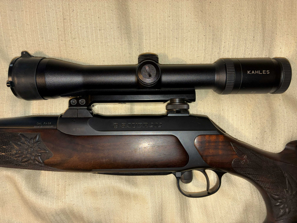 Guľovnica opakovacia SAUER 202