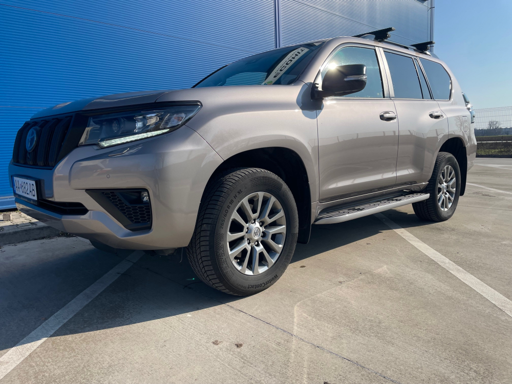 TOYOTA LAND CRUISER MY23 Executive 2,8 D‐4D (204 k)