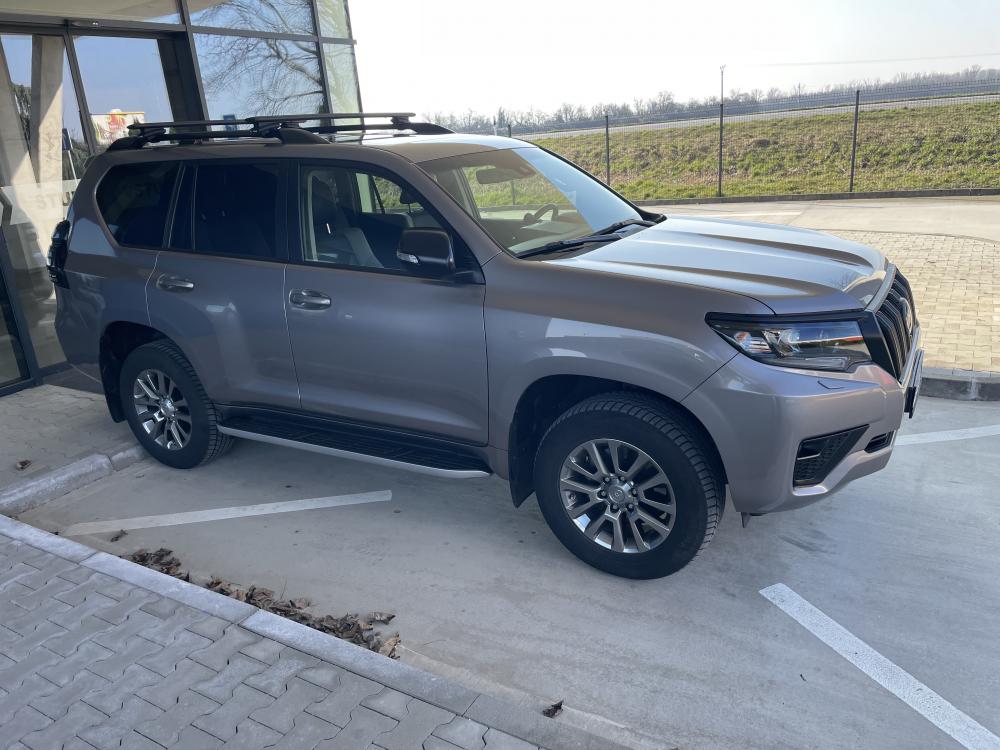 TOYOTA LAND CRUISER MY23 Executive 2,8 D‐4D (204 k)