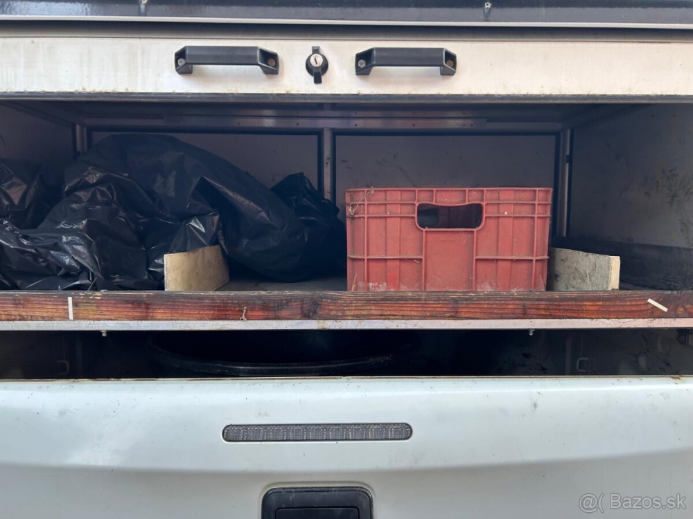 Predám hardtop - špecialnu nadstavbu na mitsubishi l200
