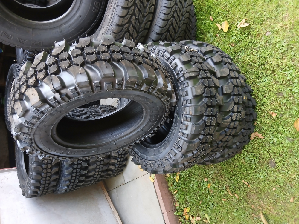 OFF-ROAD pneumatiky (rôzne rozmery) vzor SIMEX, T3, DAKAR