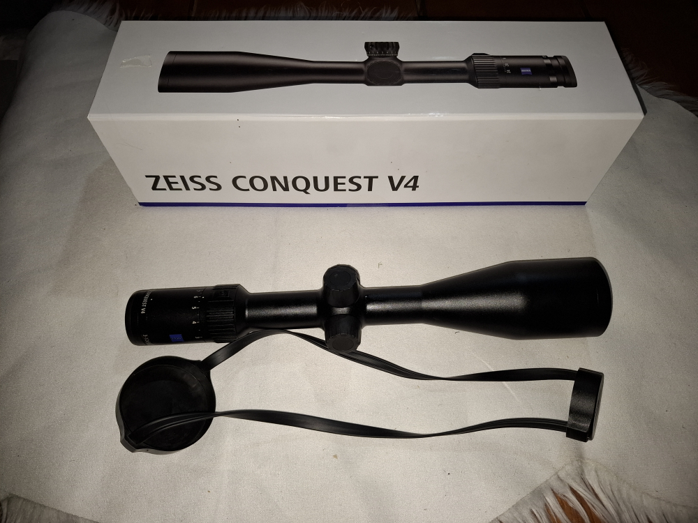 Zeiss V4