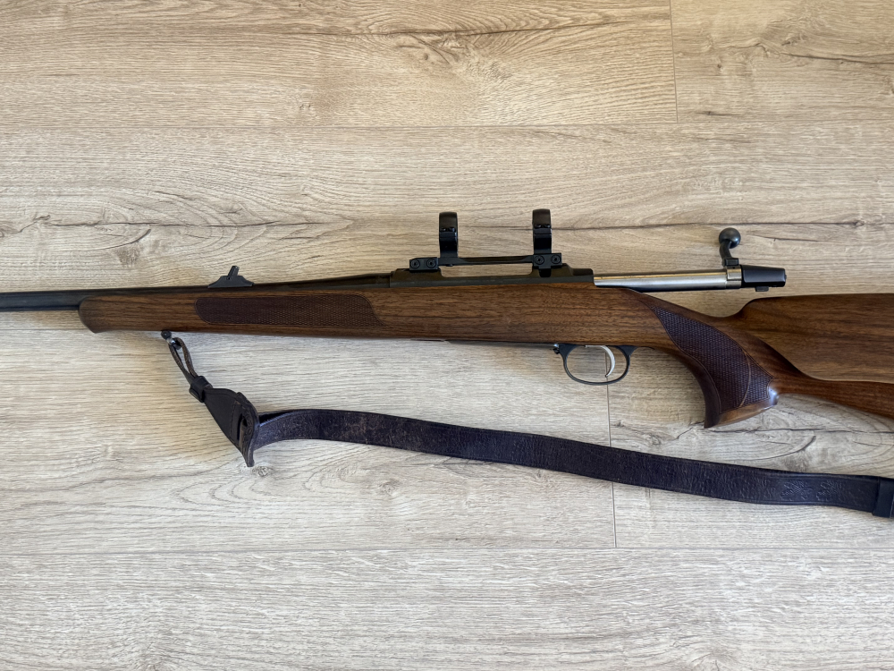 CZ557 lux