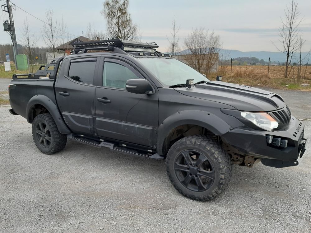 L200