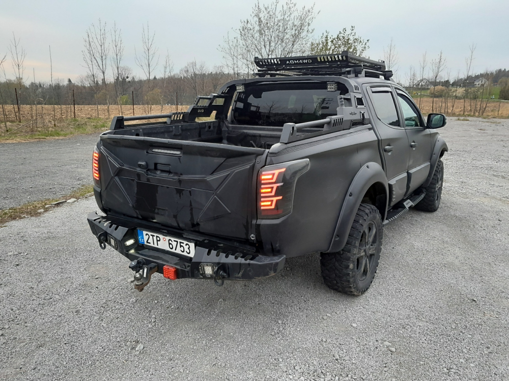 L200