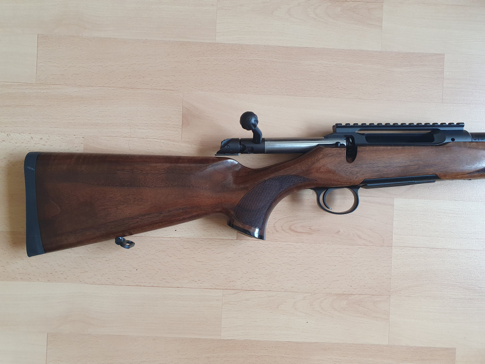 Nová guľovnica Sauer 101 (kal. 7x64) v dreve – Závit na tlmi